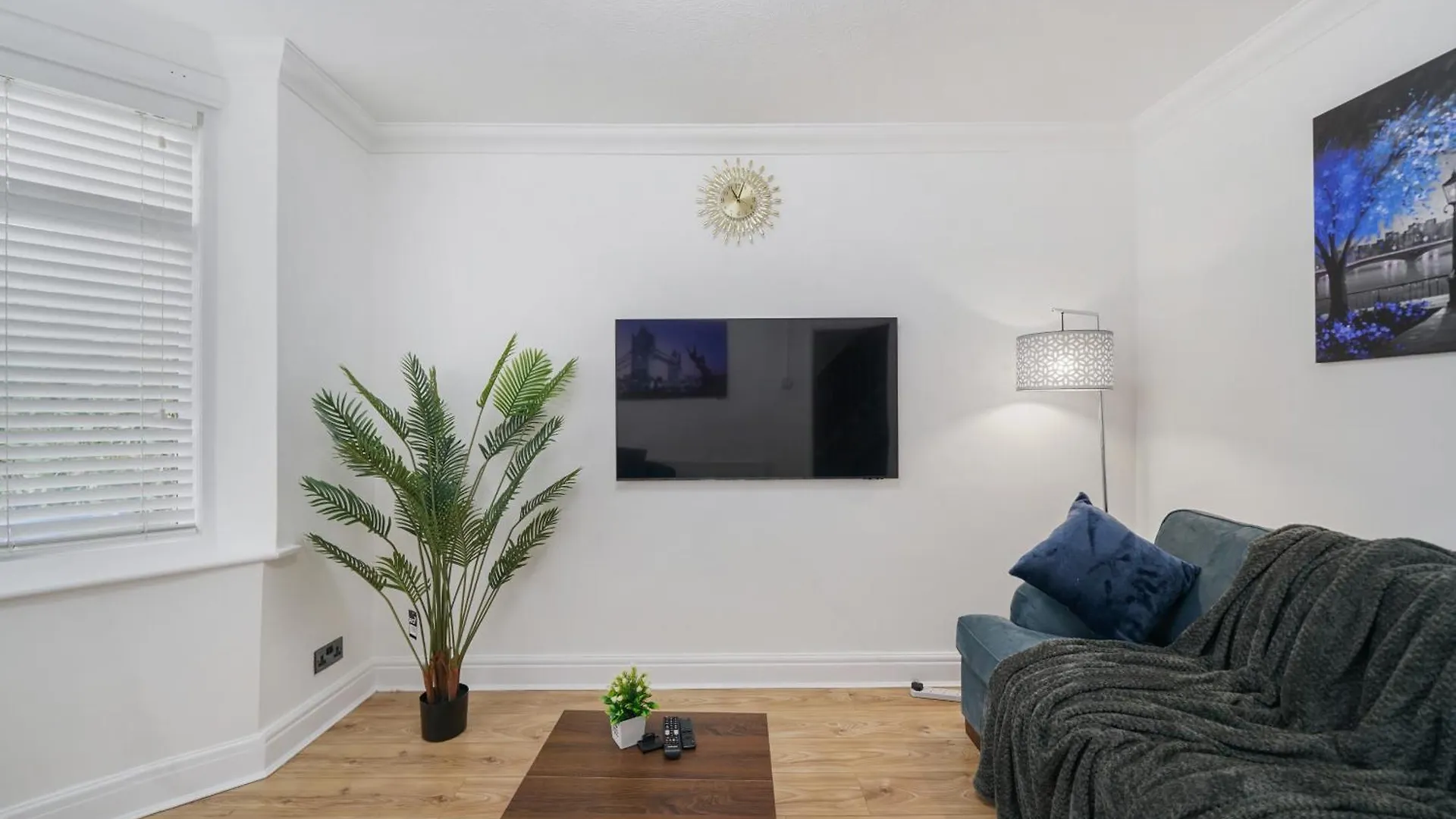 Exclusive 3 Bed House In Welling, London Apartman