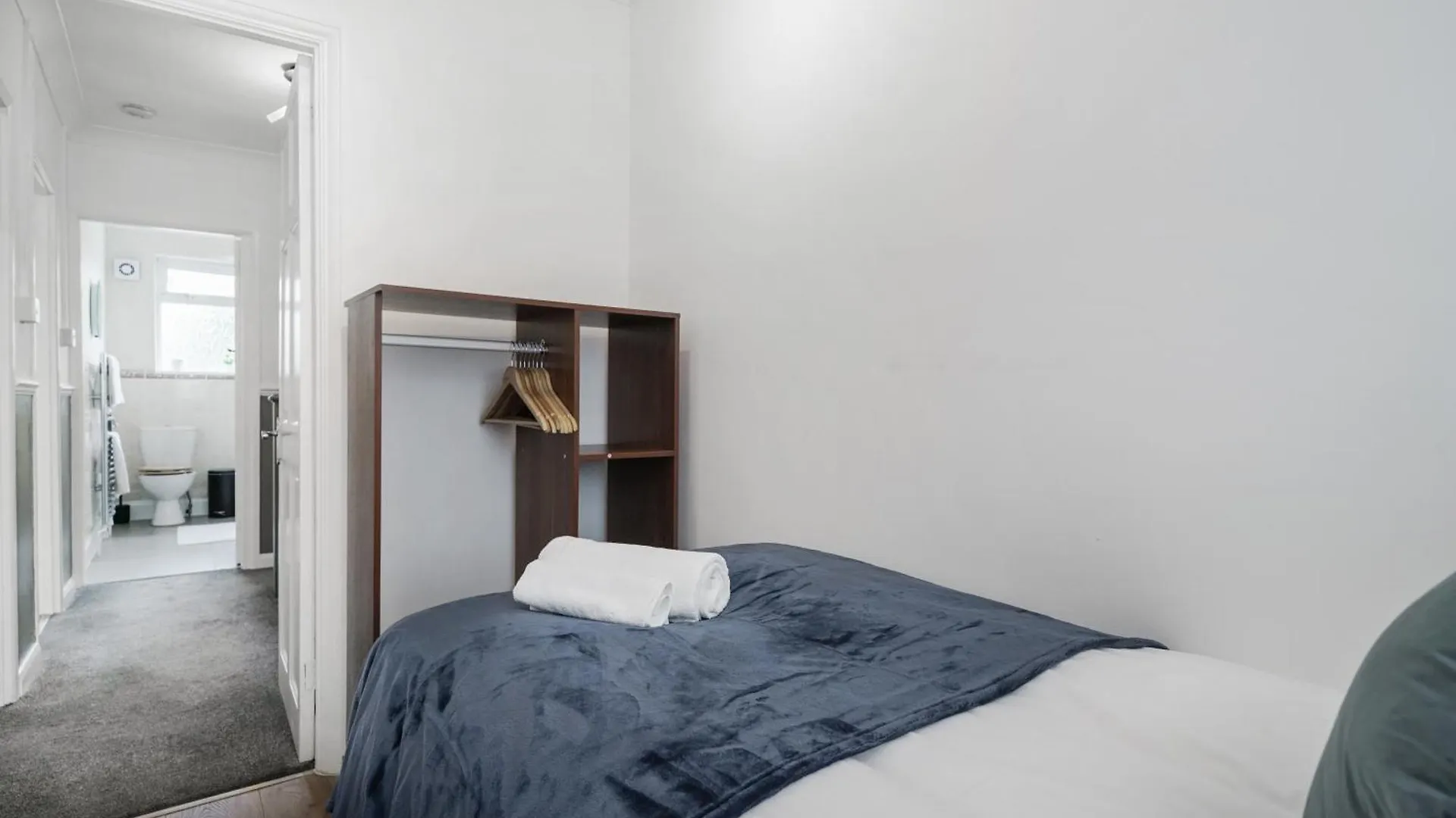 Exclusive 3 Bed House In Welling, London Apartment United Kingdom